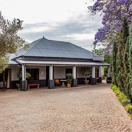 Pro Active Guest House Pretoria-Noord Exterior foto